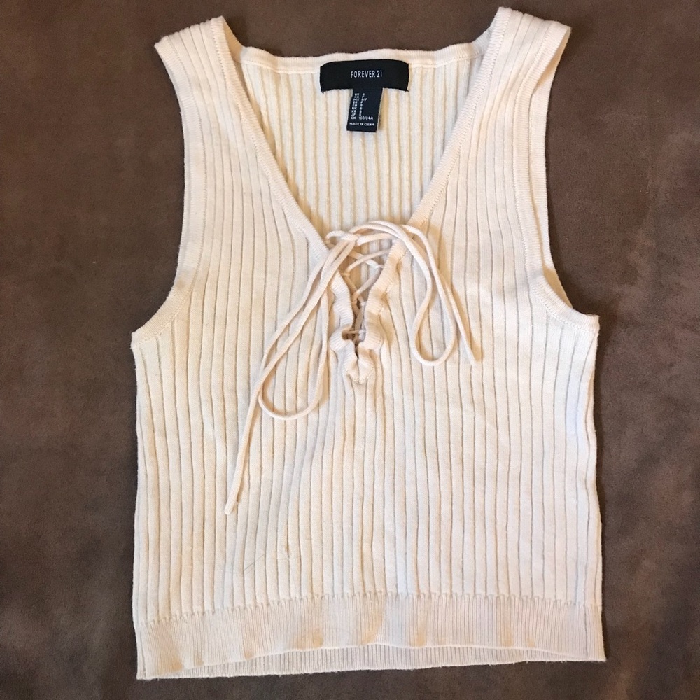 Lace up crop tank!